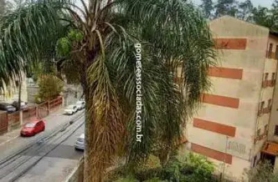 Apartamento para alugar em raposo tavares de 40.00m² com 2 quartos e 1 garagem