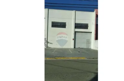 Galpão / depósito / armazém para alugar em jardim leocádia de 289.00m² com 4 garagens