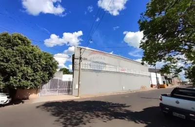 Galpão / depósito / armazém para alugar em vila guararapes de 991.12m²