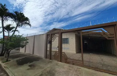 Casa para venda em jardim santa clara de 300.00m² com 3 quartos e 4 garagens