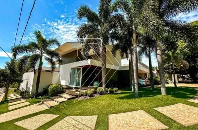 Casa de condomínio para venda em parque das esmeraldas de 370.00m² com 3 quartos, 3 suites e 4 garagens
