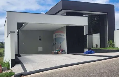 Casa para venda em santa isabel de 250.00m² com 2 quartos, 2 suites e 4 garagens