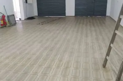 Galpão / depósito / armazém para alugar em centro de 200.00m² com 6 garagens