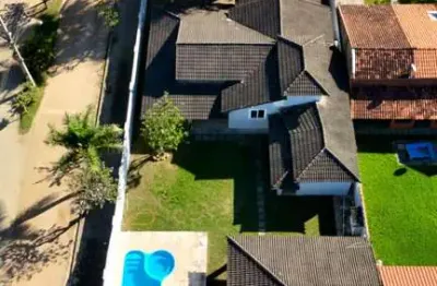 Casa de condomínio para venda em verão vermelho (tamoios) de 250.00m² com 3 quartos, 2 suites e 3 garagens