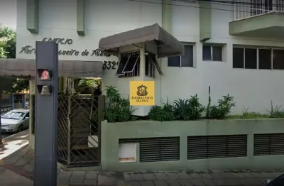 Apartamento para venda em centro de 139.00m² com 3 quartos e 2 garagens