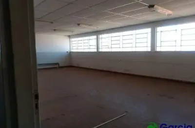 Sala comercial para venda e aluguel em centro de 851.75m²