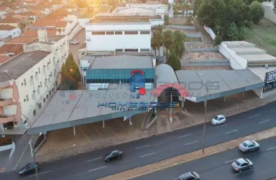 Galpão / depósito / armazém para alugar em centro de 8500.00m² com 100 garagens