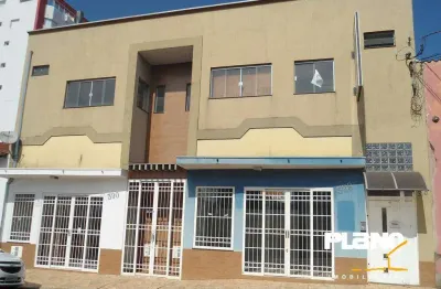Casa comercial para alugar na Rua General Osório, 380, Estação, Franca