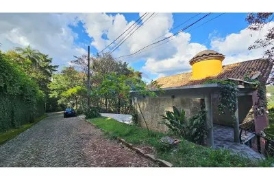 Casa de condomínio para venda em estância serrana de 401.44m² com 4 quartos, 2 suites e 6 garagens