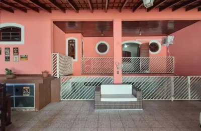 Casa para venda em tulipas de 285.00m² com 4 quartos e 6 garagens
