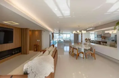 Apartamento para venda em centro de 228.00m² com 4 quartos, 4 suites e 3 garagens
