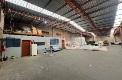 Galpão / depósito / armazém para alugar em área rural de piratininga de 3000.00m²