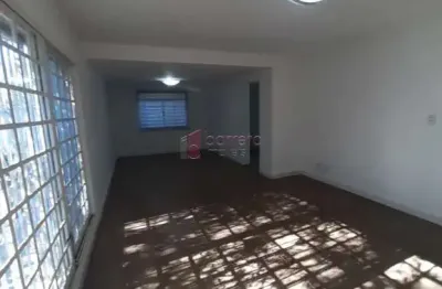 Imóvel comercial para alugar em parque do colégio de 302.00m² com 5 garagens