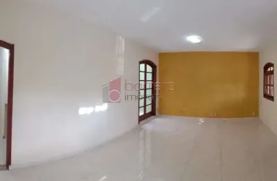 Casa para venda em núcleo residencial satélite de 177.00m² com 3 quartos, 1 suite e 4 garagens
