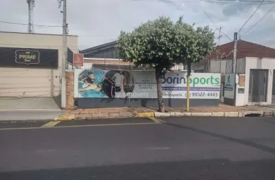 Imóvel comercial para venda em centro de 235.00m² com 4 garagens