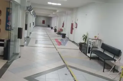 Casa comercial à venda no Centro, Curitiba 