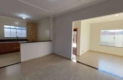 Casa para venda em residencial ouro verde de 147.00m² com 3 quartos, 1 suite e 2 garagens