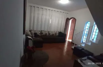 Sobrado para venda em penha de frança de 130.00m² com 3 quartos e 2 garagens