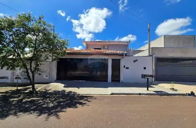 Casa para venda em residencial ouro verde de 219.00m² com 3 quartos, 1 suite e 2 garagens