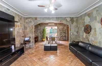 Casa para venda em vila monte alegre de 403.05m² com 6 quartos, 2 suites e 2 garagens