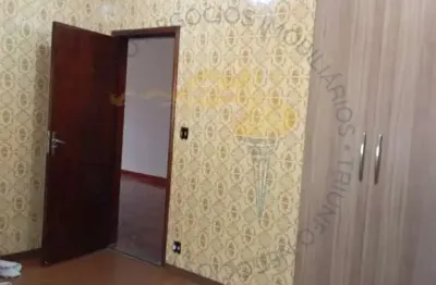 Sobrado para venda em centro de 250.00m² com 3 quartos