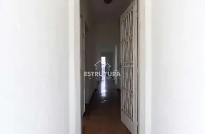 Casa para alugar em centro de 200.00m² com 3 quartos e 1 suite