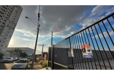 Lote / terreno para alugar em jardim alphacenter de 500.00m²