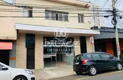 Galpão / depósito / armazém para alugar em paulicéia de 450.00m²