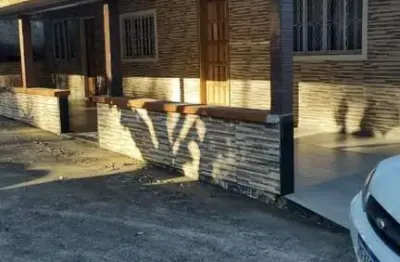 Fazenda / sítio para venda em quitandinha de 185.00m² com 3 quartos e 3 garagens