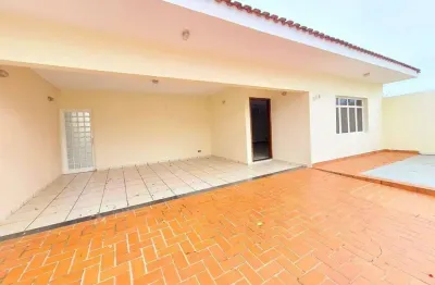 Casa para alugar em jardim portal do sol de 250.00m² com 4 quartos, 1 suite e 2 garagens