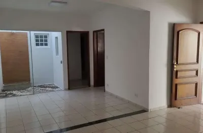 Casa para alugar em bassan de 260.00m² com 5 quartos, 1 suite e 3 garagens