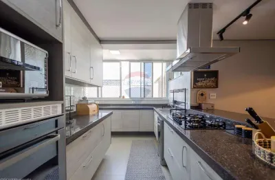 Apartamento para venda em centro de 137.00m² com 3 quartos, 1 suite e 1 garagem