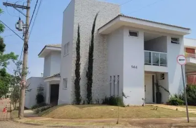 Sobrado para venda em parque sisi de 250.00m² com 3 quartos e 3 suites