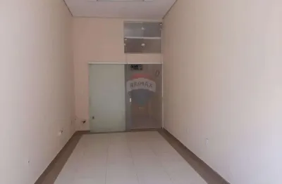 Sala comercial para alugar em vila municipal de 33.00m²