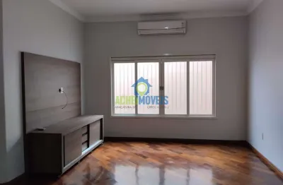 Casa para venda em centro de 278.51m² com 3 quartos, 2 suites e 2 garagens