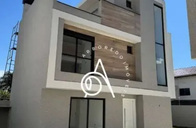 Sobrado para venda em boqueirão de 122.00m² com 3 quartos, 1 suite e 2 garagens