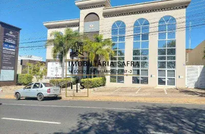 Prédio comercial para alugar em minidistrito industrial solo sagrado de 811.00m² com 30 quartos e 5 garagens