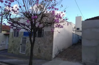 Casa para venda e aluguel em centro de 158.00m² com 3 quartos e 2 suites