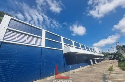 Galpão / depósito / armazém para alugar em matadouro de 2500.00m²