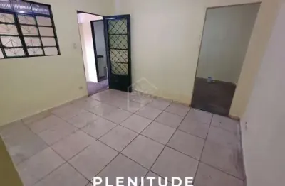 Casa para alugar em conjunto habitacional clóvis valentin picolotto de 45.00m² com 2 quartos e 1 garagem