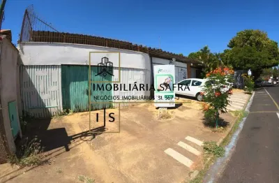 Imóvel comercial para alugar em centro de 596.00m² com 11 quartos e 3 garagens