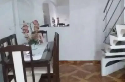 Sobrado para venda em jardim ponte alta i de 165.00m² com 5 quartos e 2 garagens