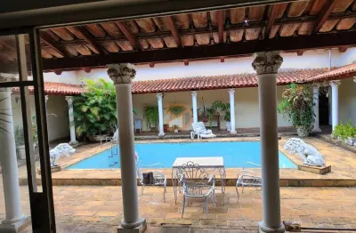 Casa para venda e aluguel em centro de 800.00m² com 4 quartos, 4 suites e 4 garagens