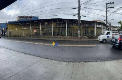 Loja para venda em taboão de 675.00m² com 4 garagens