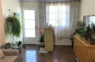 Casa para venda em jardim messina de 174.00m² com 3 quartos e 2 garagens