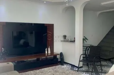 Casa para venda em vila vianelo de 193.00m² com 4 quartos, 1 suite e 2 garagens