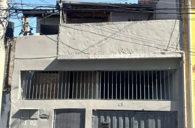 Casa para alugar em parque das rosas de 200.00m² com 2 quartos