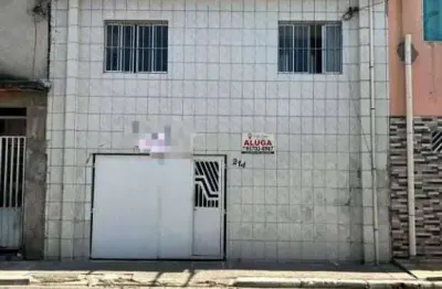 Casa para alugar em jardim helena de 85.00m² com 2 quartos e 1 garagem