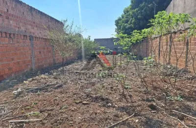 Terreno à venda na Avenida Ronald de Oliveira Costa, Parque das Hortências, Araraquara