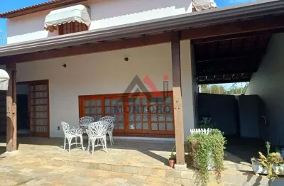 Sobrado para venda em jardim domingos sávio de 318.00m² com 3 quartos e 5 garagens